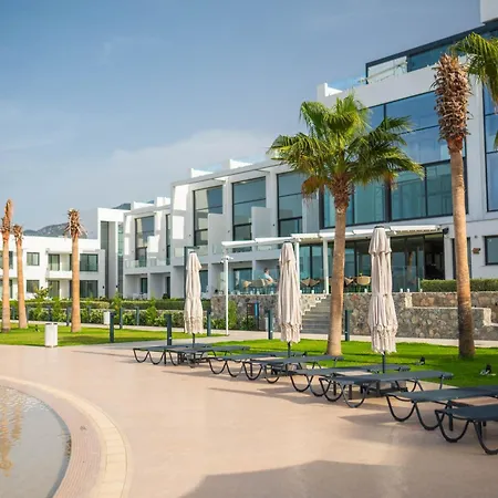 Homely 2-bedroom With Garden And Sea View Apartment Kyrenia (Northern Cyprus)