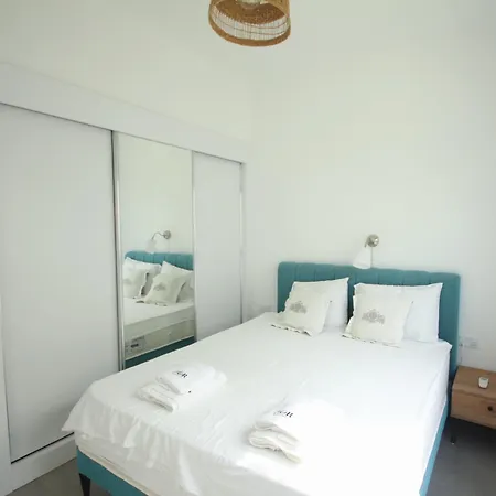 Homely 2-bedroom With Garden And Sea View 公寓